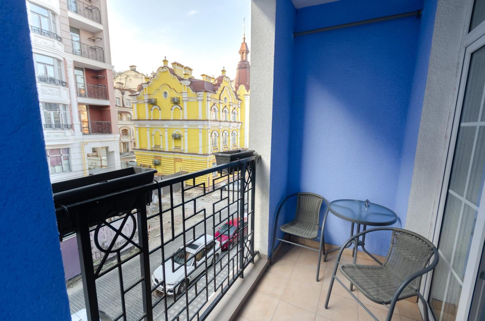 Petrovdom Apartments 3-6 In Rc Vozdvizhenka Podil, Dehtiarna,6 Kyiv Exterior photo